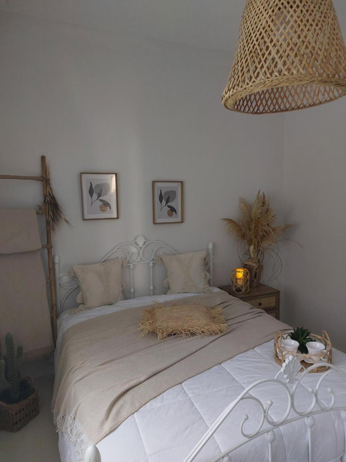 Horizon View Arnados Apartment Ngoại thất bức ảnh