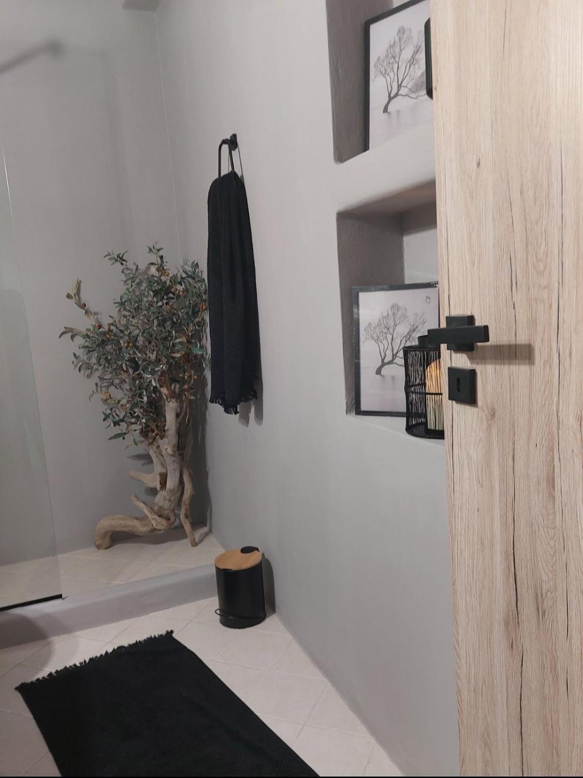 Horizon View Arnados Apartment Ngoại thất bức ảnh