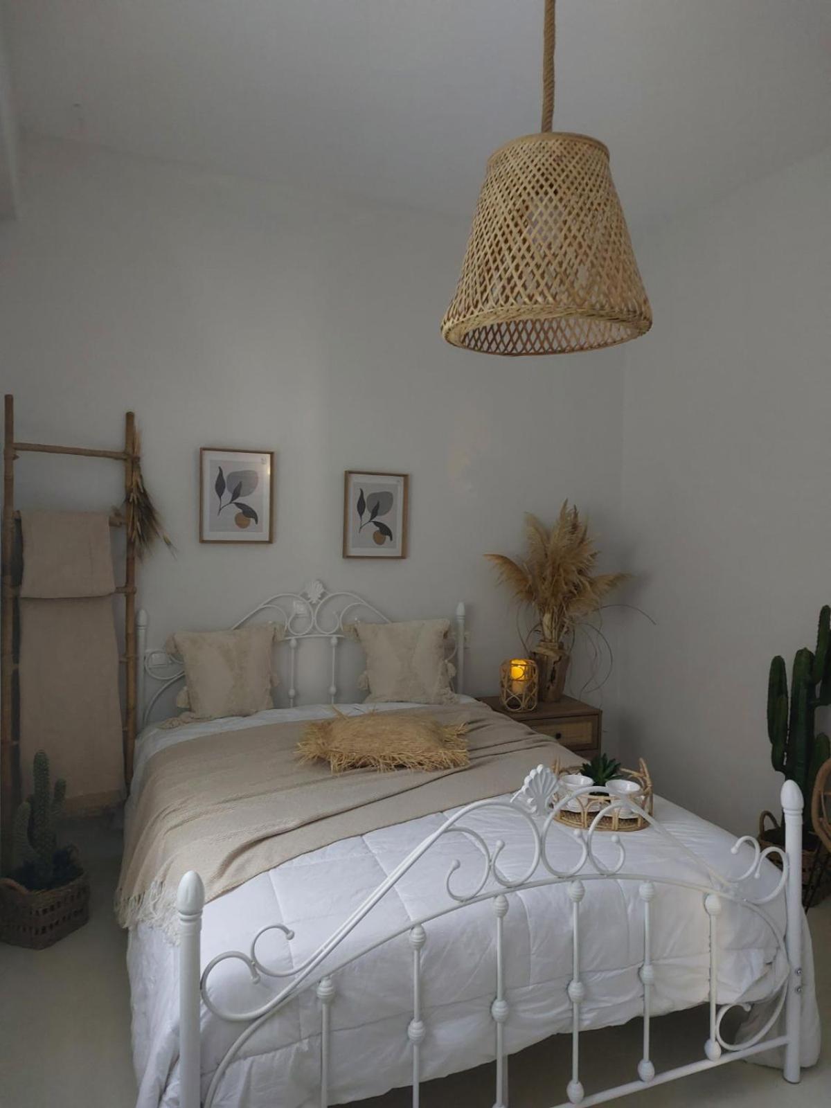 Horizon View Arnados Apartment Ngoại thất bức ảnh