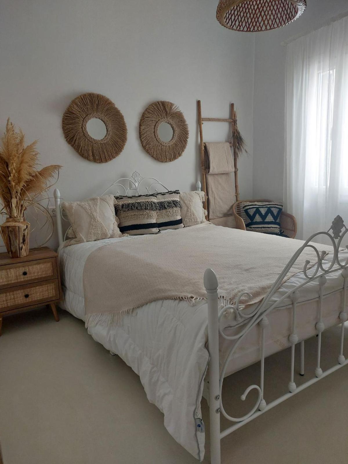 Horizon View Arnados Apartment Ngoại thất bức ảnh