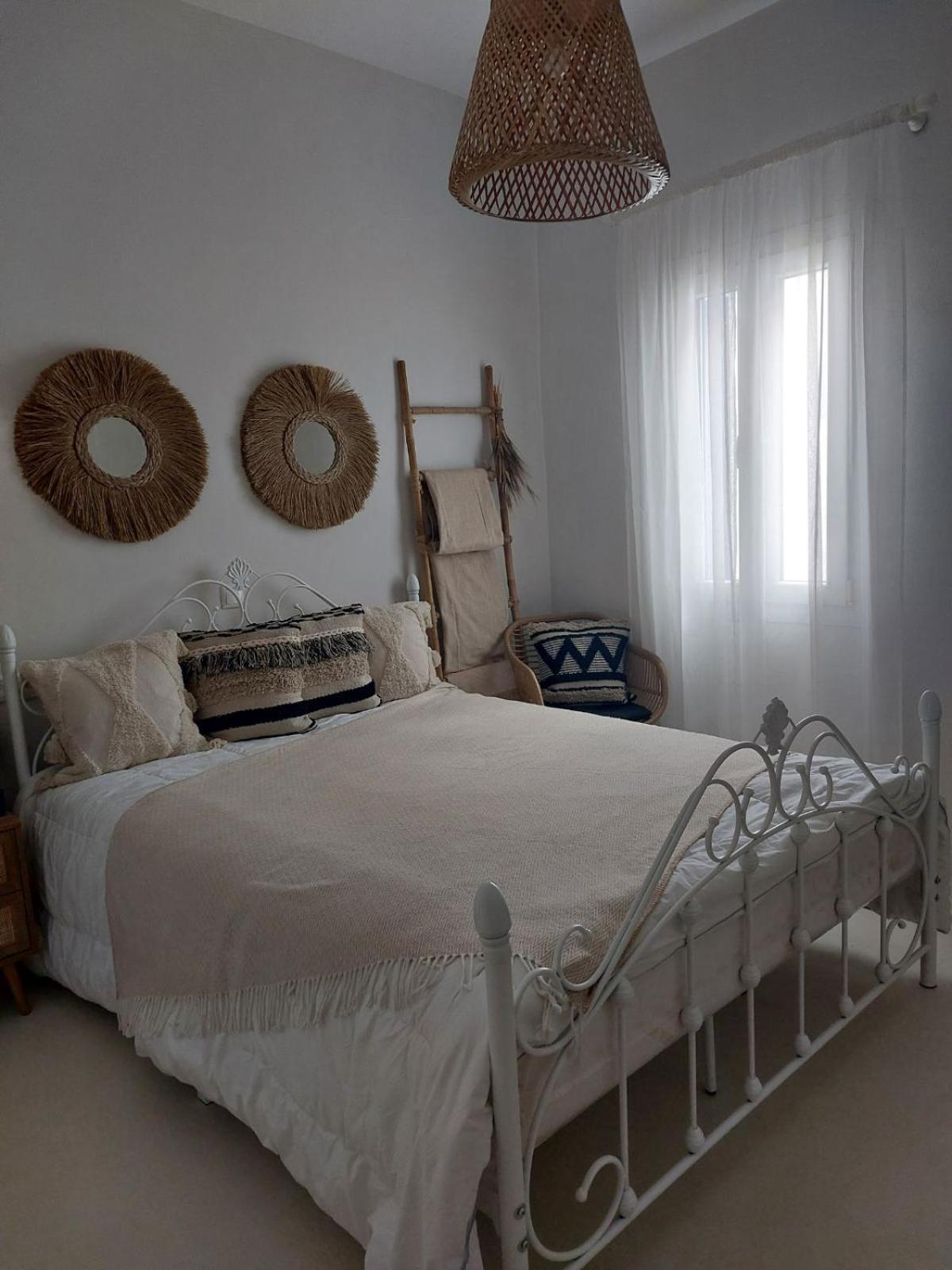Horizon View Arnados Apartment Ngoại thất bức ảnh